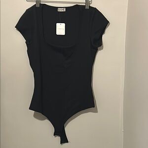 Zara Gray Asymmetrical Fitted Bodysuit with Short Sleeves